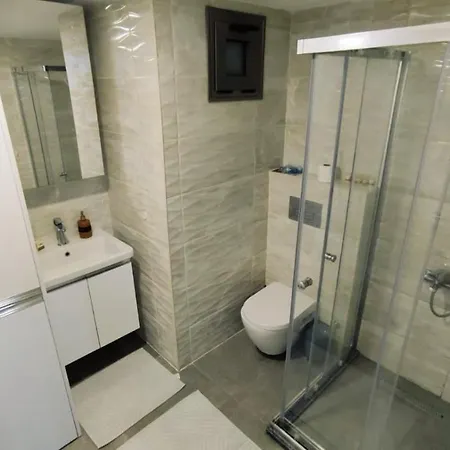 Edelweiss Luxury Apartment *